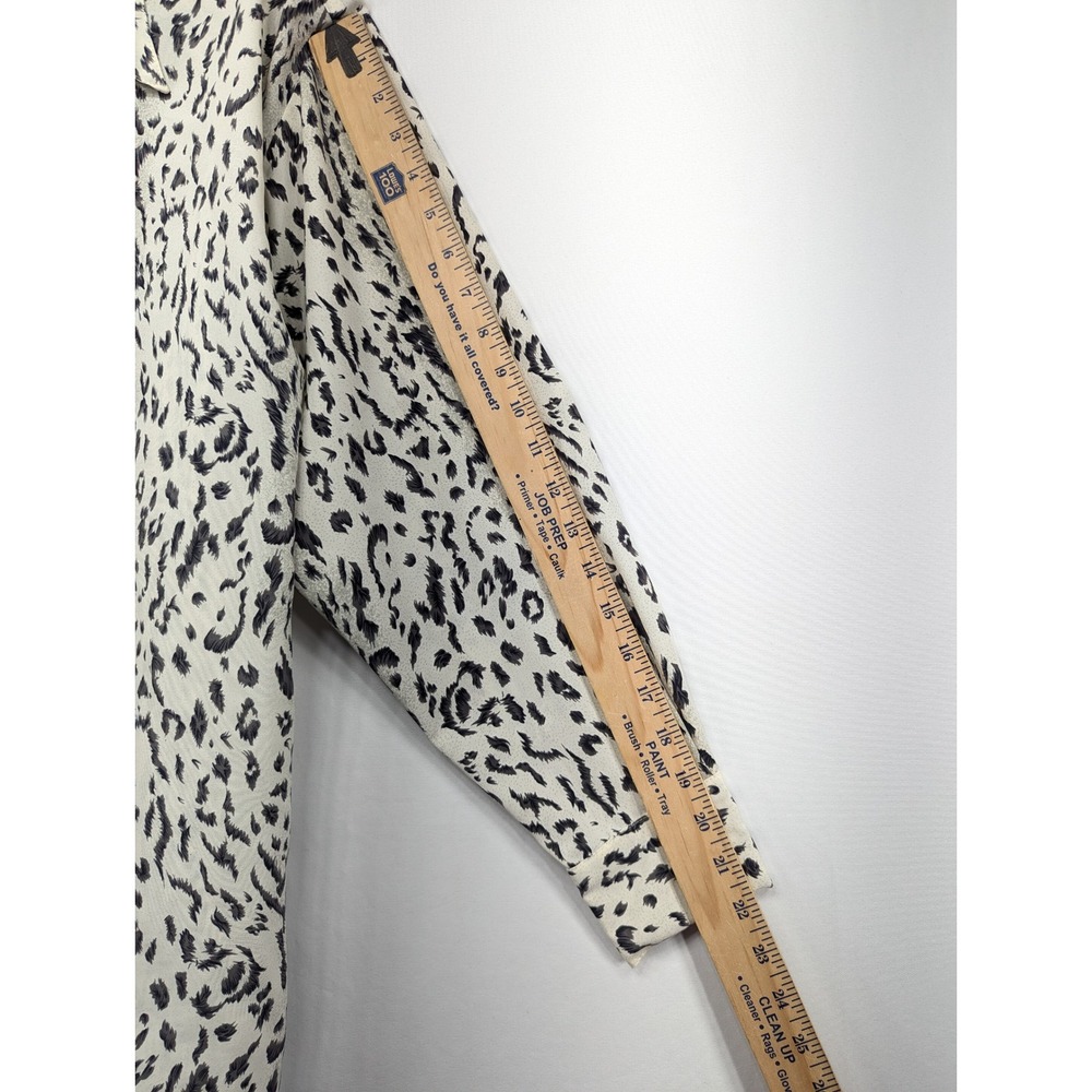 Style Exchange Womens Leopard Print Button Down Shirt Grey White Long Sleeve M - Picture 7 of 11